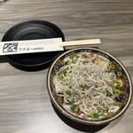 めしや アガる 千葉駅前店 - 