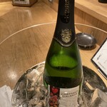 みやざき地頭鶏炭火焼 Kutsurogi 三四郎 - 