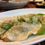 どうげん坂 克ッ - アンチョビクリームソースの水餃子