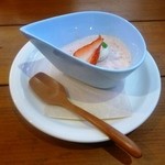 オーガニックカフェ　チャント - 静岡県産いちごのムース