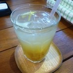 オーガニックカフェ　チャント - 無農薬ゆずのソーダ