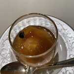 メインダイニングルーム 三笠 - デザート前の一皿　なんでしたっけ？