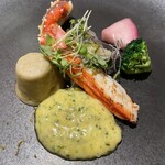 メインダイニングルーム 三笠 - たらば蟹　蟹味噌