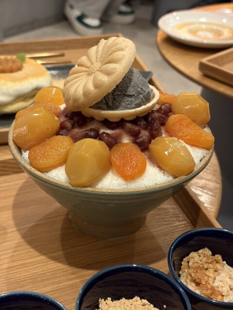 BAM BI COFFEE （밤,비 커피 バムビコーヒー） - 新大久保/カフェ