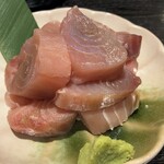 居酒屋 鳥基宮 - マグロの脳天ぶつ切り