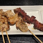 居酒屋 鳥基宮 - レバー、自家製つくね、肉付やげん軟骨