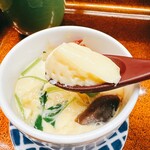 亀庄寿司 - 茶碗蒸し  ¥500  リフトアップ