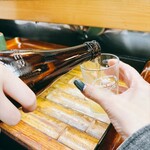 亀庄寿司 - 瓶ビール  ¥550  娘のお酌♡♡