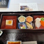 奈良ホテル - 一段目　二段目の写真無くてごめんなさい