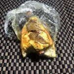 ニコラス精養堂 - 食べかけ