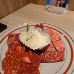 京城園 - 料理写真:盛り合わせ定食