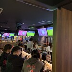 KARAOKE & SPORTS BAR P3 - 