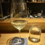 和味 志元 - グラス白ワイン
