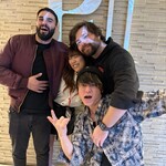 KARAOKE & SPORTS BAR P3 - 