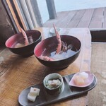 麦とろ童子 - かに汁・付け合わせ