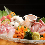 [1st place] Fresh!! “Assorted Sashimi (medium)” of natural seafood