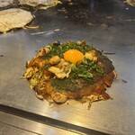 広島風お好み焼 もみじ屋 - メインの広島風お好み焼き