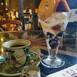 宮田屋珈琲レンガ館 Cafe - 