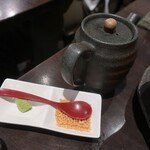 零 - ・大将お任せコース 土鍋ご飯の添え物。
