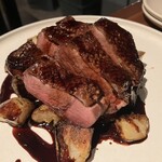 毛利 Salvatore Cuomo - 鴨のロースト赤ワインソース