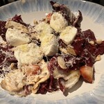 毛利 Salvatore Cuomo - モッツァレラとマッシュルームのサラダ