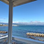 cafe 海と硝子 - 窓からの風景