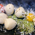 Seafood bar Ermitage - 淡雪塩で食べるカプレーゼアップ