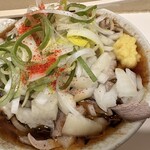 麺処 盛盛 - 肉そば＋あんかけ＋玉ねぎトッピング　角度を変えて