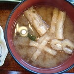 旬菜うちごはん 菜々家 - 味噌汁。