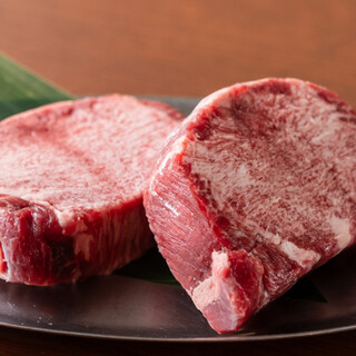 新鮮な黒毛和牛をリーズナブルな価格で提供◆多彩な逸品料理も