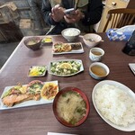 市場食堂 - 
