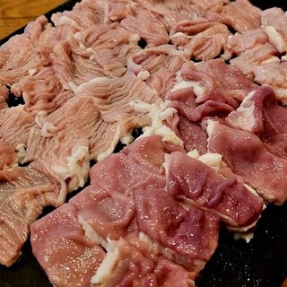 毎週、月・金は朝引きホルモンの日