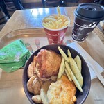 キャンプ・ウッドチャック・キッチン - 