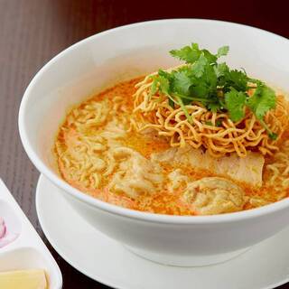 本格的なタイ料理が種類豊富！タイ北部のカオソーイがおすすめ◎