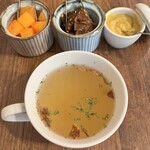 洋食ますだ - コンソメスープも本格的