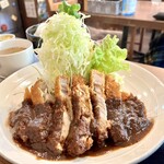 洋食ますだ - キャベツタワー