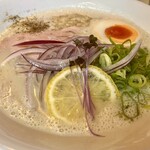 中華そば 朧月 - こってり鶏白湯そば