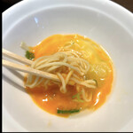 麺処 遊 - 生卵の溶き卵で麺　byまみこまみこ