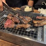 お肉屋さんの焼肉 ほんだ - 