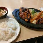 レストラン＆コーヒーソルト - 鉄板ランチ　900円