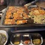 韓国焼肉 べいぶ - 