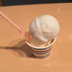 annie - アイスクリームダブルカップ（ラムネ、リンゴシャーベット）