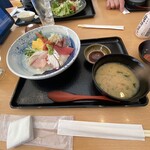 赤沢日帰り温泉館 ラウンジ - 