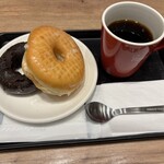 ミスタードーナツ - 料理写真:チョコレート、ハニーディップ、ブレンドコーヒー