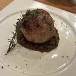 スタンド mamoru - 猪手ごね炭焼きハンバーグ690円