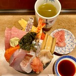 寿司芳 - 並ちらし寿司1500円ご飯少し多め