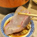 寿司芳 - 脂の乗った寒ブリ