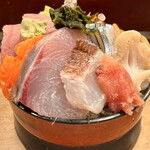 寿司芳 - 並ちらし寿司1500円