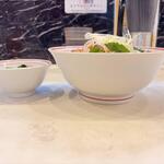 蒙古タンメン中本 - 北極JAPAN+ほうれん草