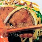 大衆酒場 藤沢ホルモン - レバニラ炒め（アップ）